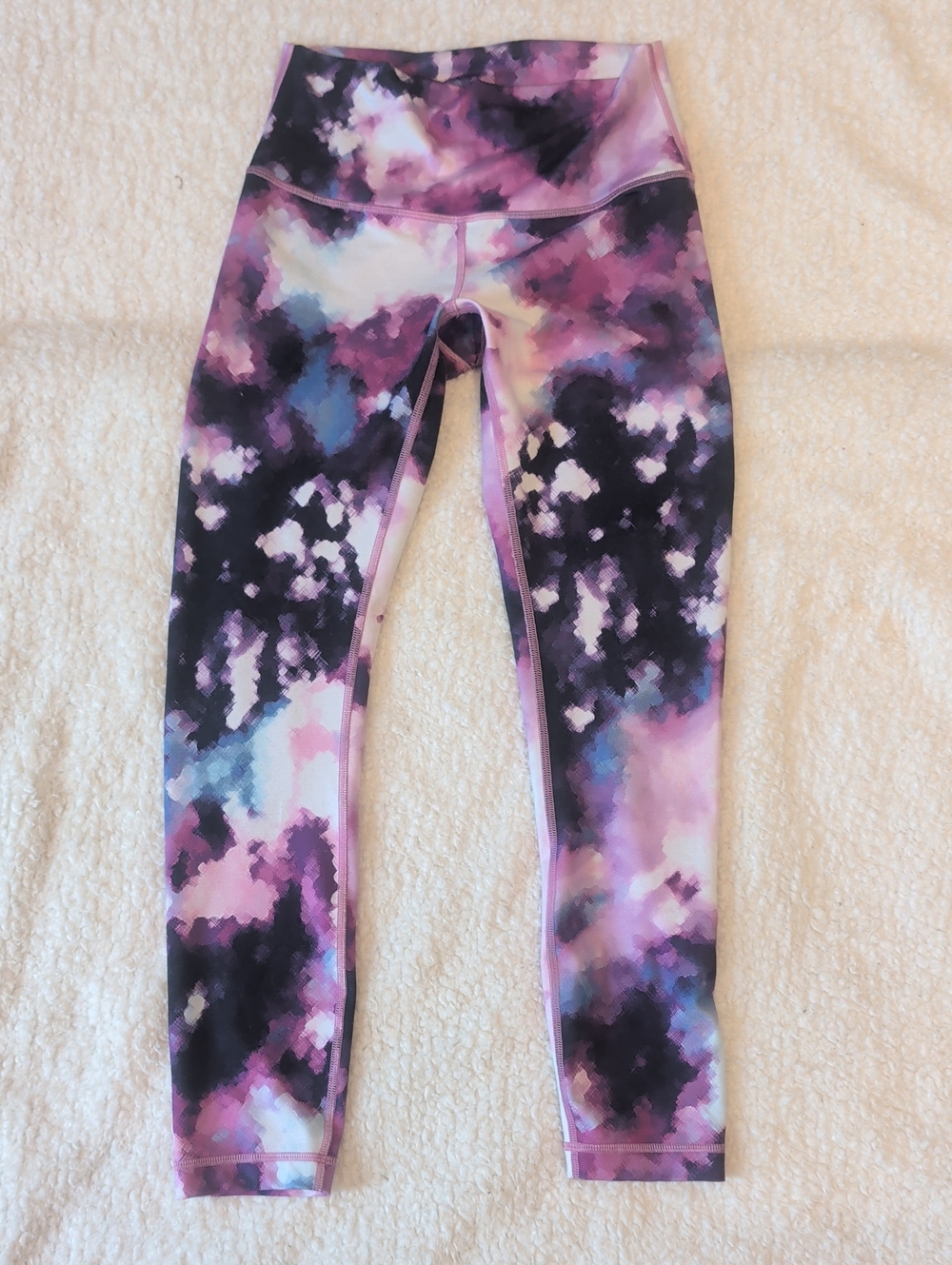 Lululemon Leggings Bundle | Size 6 | Black Crop & Purple Full-Length
